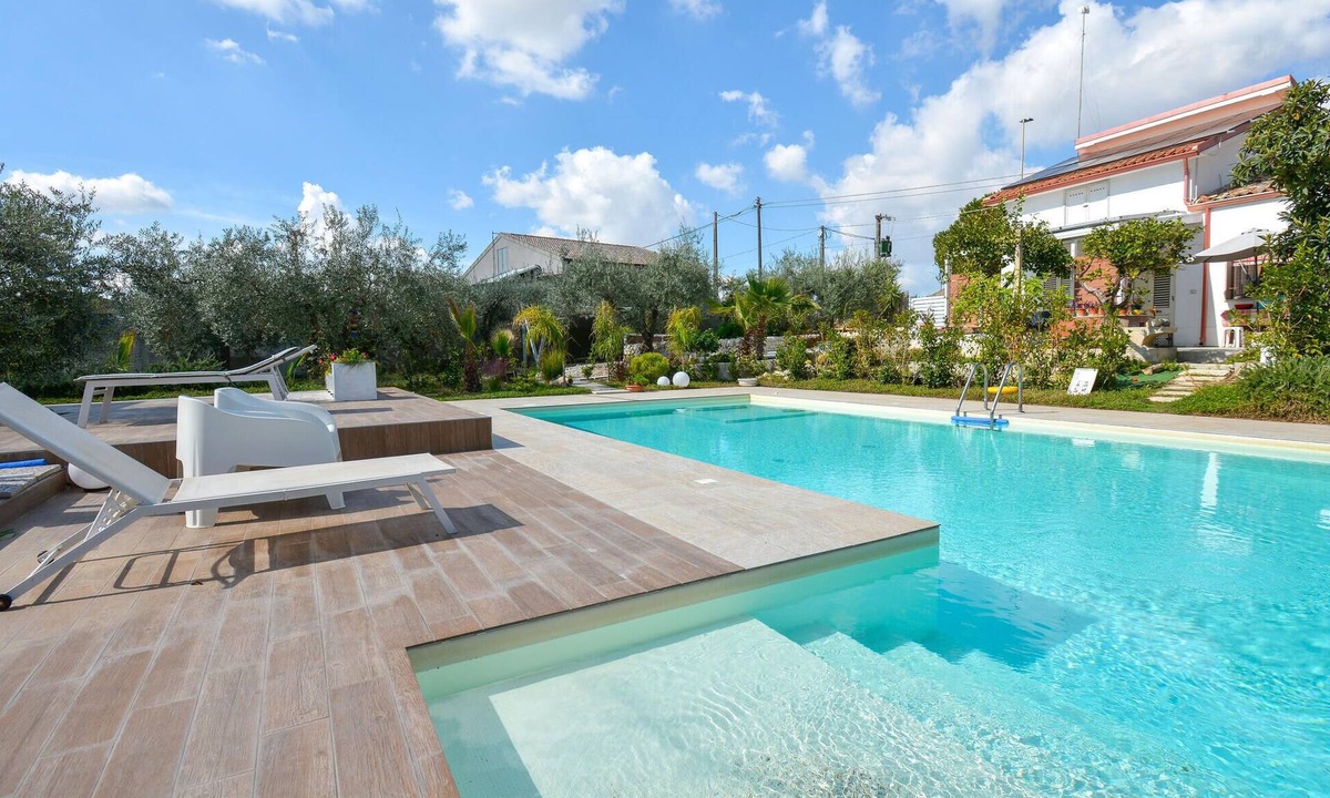 Chiaramonte Gulfi House | Amazing home in Chiaramonte Gulfi