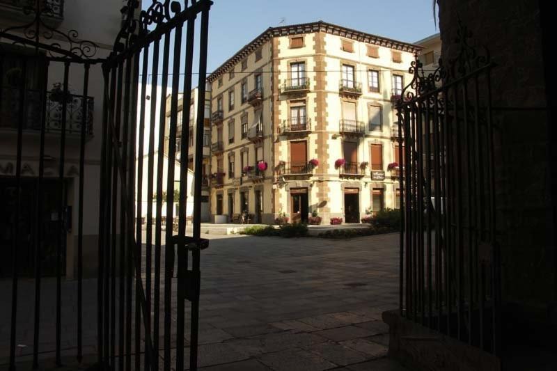 Jaca House | Hostal Paris