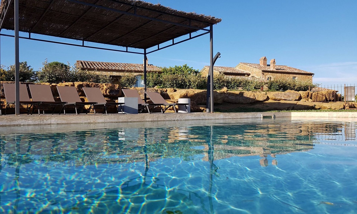 Torrita di Siena Villa | Relax in a private Tuscan Villa with pool and open hill views