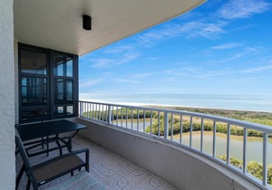 Stunning Beachfront Penthouse on 19th Floor I Desirable Front Unit in Marco Island