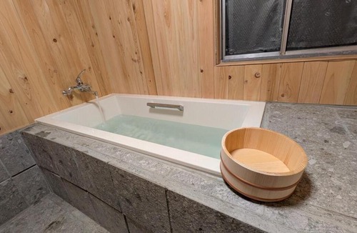Nakano Apartment | 古民家宿燈Akari 貸切11名 スキー場アクセス良好 檜風呂 畳部屋