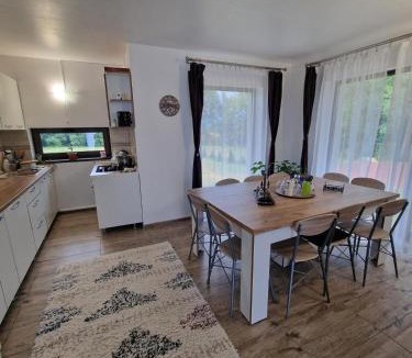 Pui Ski Chalet | Alexia Agropension