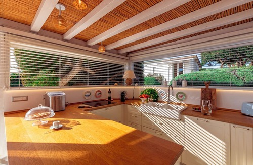 Santa Maria del Focallo Villa | Baia L'Aura 8, Emma Villas