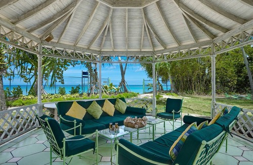Little Battaleys Villa | Beachfront Bliss Getaway - Nelson Gay (5 bed)