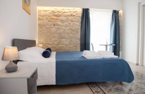 Casa Papa Bed & Breakfast | Candelieri19