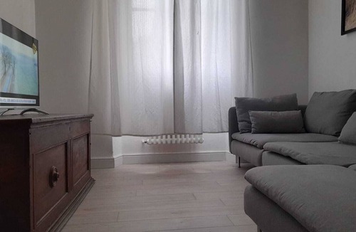 Venezia Nuova Apartment | Cozy apartment in the center of Livorno. Near Ferry Embarkations.