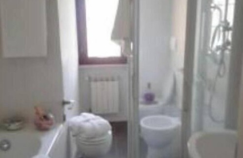 Venezia Nuova Apartment | Cozy Shelter in the Heart of Livorno - La Casina di Milla