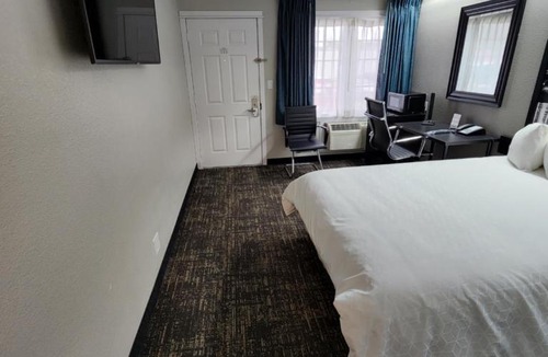Kerns Hotel | Executive Lodge