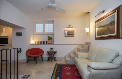 Casa Papa Apartment | Palazzo degli Olivi - Arches and Balconies - in the monumental area of Modica
