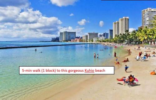 Waikiki Apartment | UNIQUE CONDO I Massive Patio I Luxury 1BR Banyan I Washer Dryer I Free park I 5' Beach