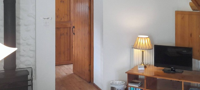1 bedroom accommodation in Lower Gresham in Lower Gresham