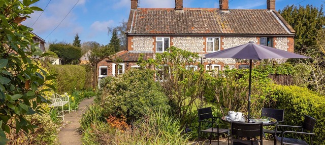 2 bedroom accommodation in Gresham in Gresham