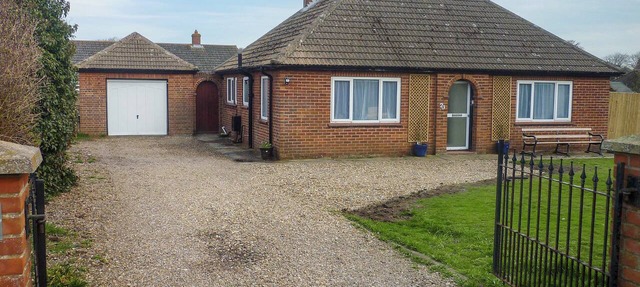 2 bedroom accommodation in Mundesley, near North Walsham in Norwich
