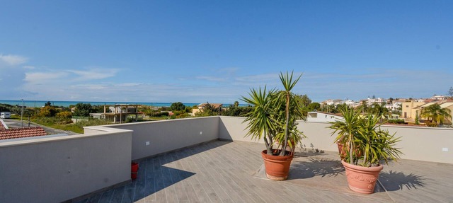 3 bedroom gorgeous apartment in Marina di Modica in Marina di Modica