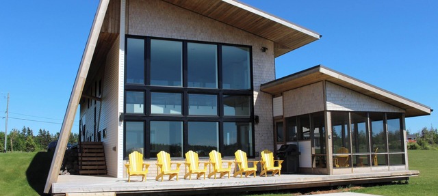 5-bedroom Waterfront Home In Brackley, Minutes To National Park Beaches in York