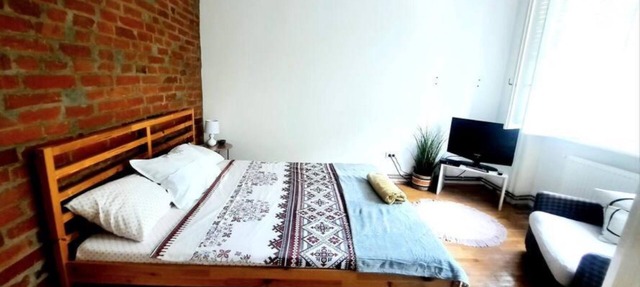 Apartment in historic building - Sleeps 4 in Timisoara
