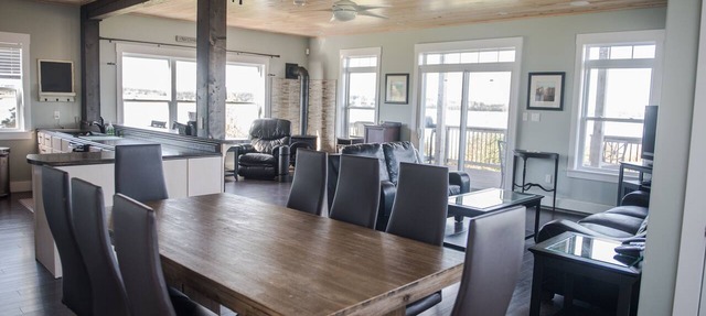 "Ard Na Greine" (Gaelic for "Height of the Sun) waterfront home on Rustico Bay! in Oyster Bed