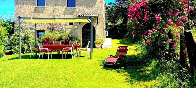 BEAUTIFUL DIMORA CIVITA OF BAGNOREGIO -3 bedrooms 2 bathrooms-family-garden-whole house in Bagnoregio