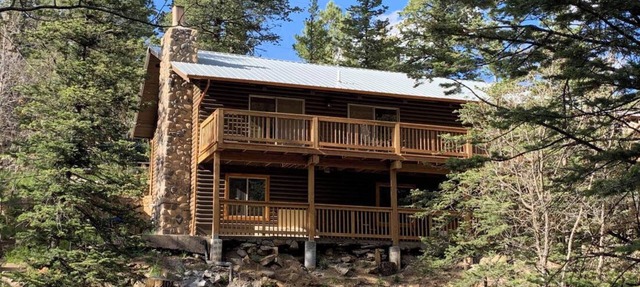 Beautiful log cabin high above the Rio Ruidoso River. The Log & Order Cabin. in Ruidoso