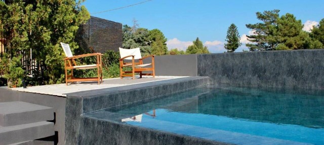 Beautiful private villa for 4 guests with WIFI, private pool and veranda in Curcuraci