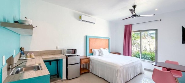 Beautiful studio just steps from Downtown in Isla Mujeres