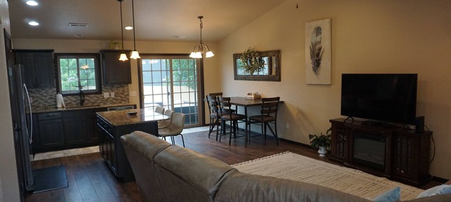 Black Hills-Modern 2Bedroom-15mins to Sturgis-15mins to Rapid City in Summerset