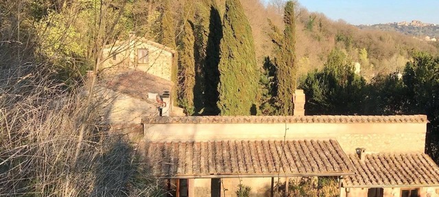 Blooming Holistic Farmhouse in Attigliano