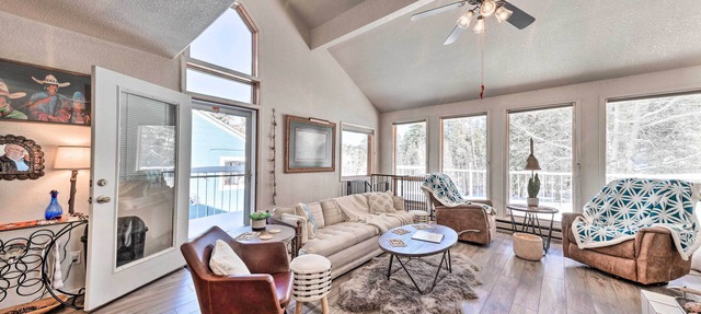 Bright Cloudcroft Condo w/Game Room + Deck! in Cloudcroft
