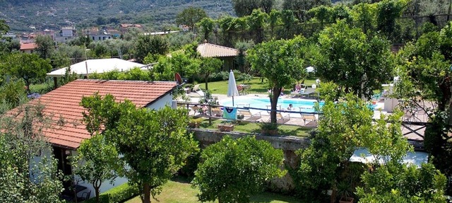 Casa Limoneto with shared pool in Meta di Sorrento