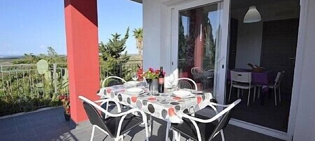 Casa Maia: A modern and graceful apartment located on a hillside, facing the sea. in Sciacca