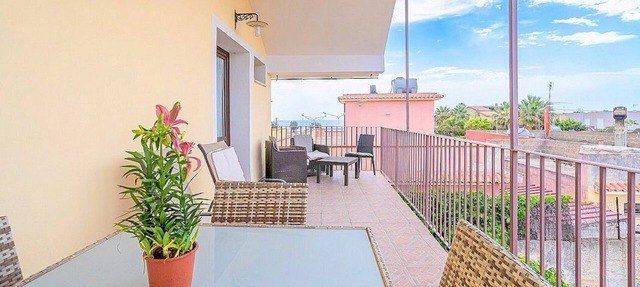 Casa Morna: A graceful apartment situated at a short distance from the beach, with Free WI-FI. in Avola