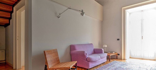 Casa Orangina: An elegant and welcoming apartment that is part of an historic villa, with Free WI-FI. in Modica