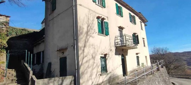 Castello della Regina: Panoramic Views, a Home Full of Relaxation and Comfort in Emilia-Romagna