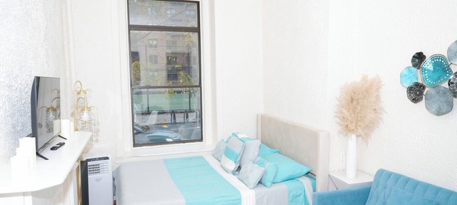 Charming Upper West Side Apartment – 5 Min Walk to Central Park in New York
