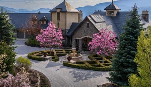 Chateau Okanagan in Kelowna
