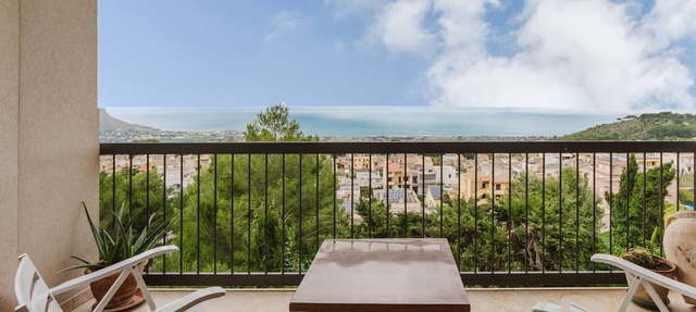 Ciciliana: Tranquility and Panoramic Views in Sicily in Valderice