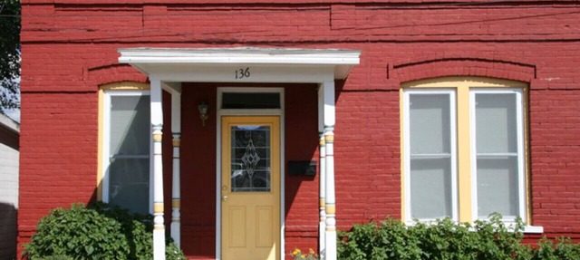 Comfort by the river & short walk to downtown. in Salida