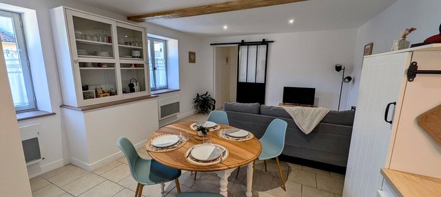 Comfortable cottage in Champlitte - 6 guests in Champlitte