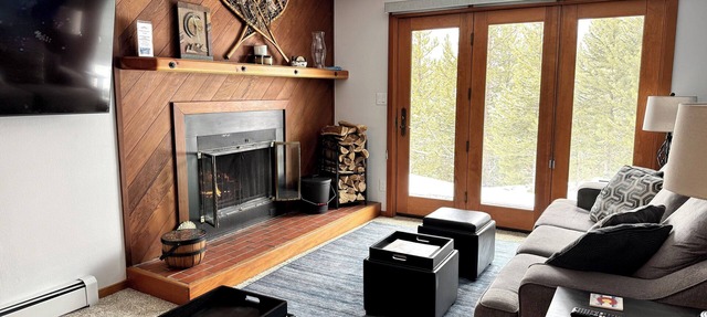 Cozy 2 bdrm Condo+Fireplace+Washer/Dryer in-unit in Silverthorne