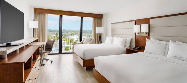 DoubleTree Beach Resort by Hilton Tampa Bay - North Redingto in North Redington Beach