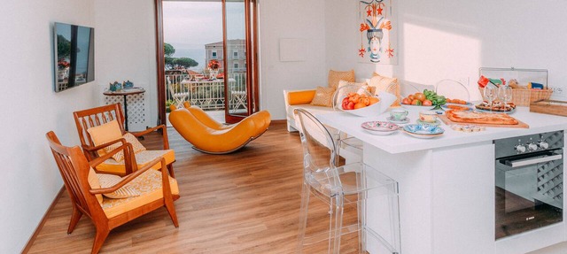 Eden House, Amazing Seeview Apartment no Car needed Sorrento center no noise in Sorrento