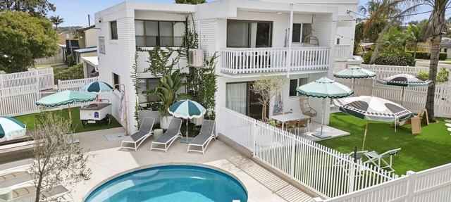 Entire complex 4 self contained Villas. Outdoor entertaining space with pool. in Mooloolaba