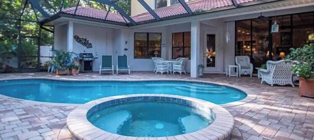 Entire private house VR24-00064 in Sarasota