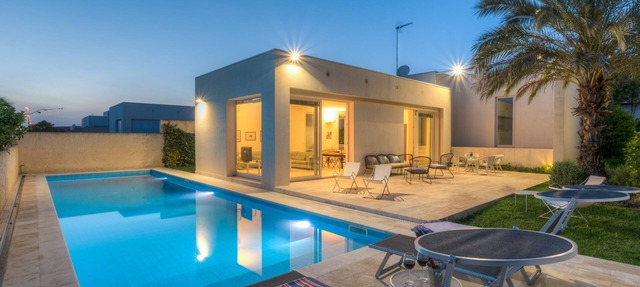 Euterpe, villa with private pool close to the centre of Marina di Ragusa in Marina di Ragusa