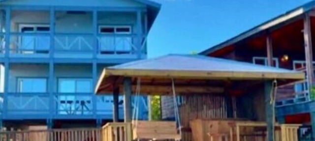 Fork Tail Lodge Secluded 3BR Waterfront Retreat in José Santos Guardiola