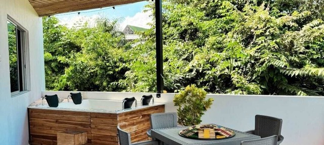 Gorgeous 3-bedroom penthouse + jacuzzi + pool, relaxing mountain view Anapoima in Anapoima