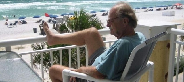 GRAB EARLY BOOKING DISCOUNTS NOW! FREE BEACH SERVICE MAR-OCT. PRIME END UNIT! in Ft Walton Beach