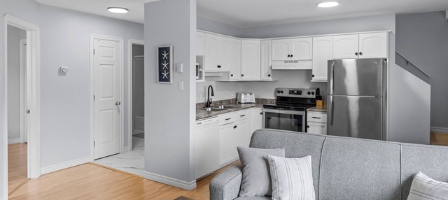 Harbourview Loft B Two Bedroom Loft Apartment Located in Downtown Summerside in Summerside