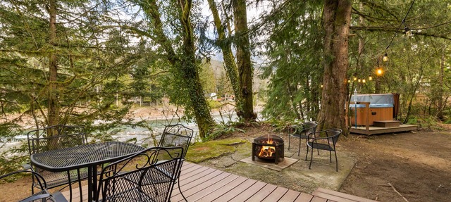 High River Haven 2.0 in Gold Bar