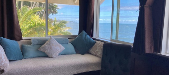 Hilo Bay Oceanfront B&B in Hilo
